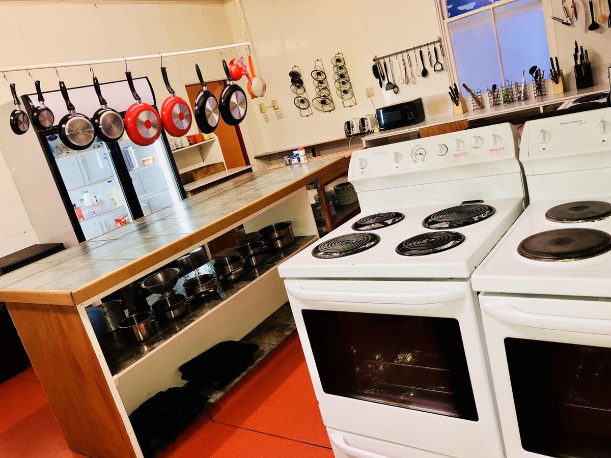 The Duke Hostel Greymouth Esterno foto The kitchen at the hostel